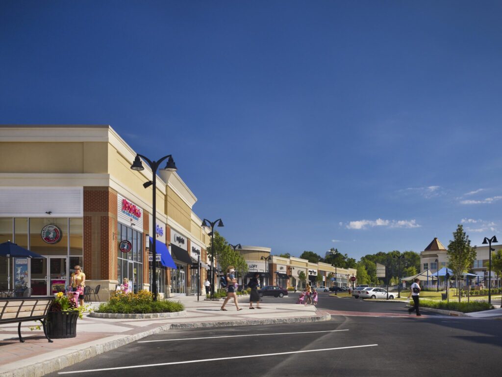 Valley Square Lifestyle Center