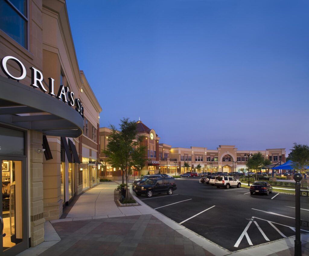 Valley Square Lifestyle Center